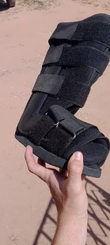 ~BOTA ORTOPEDICA SOMENTE LADO DIREITO TAM:38