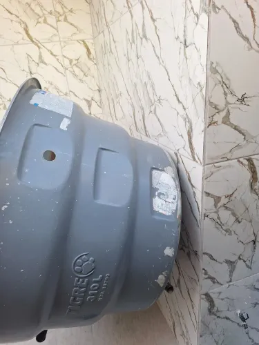 Caixa de água de 300 litros