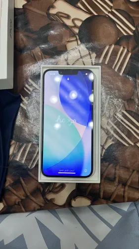 iPhone 13 branco 128gb