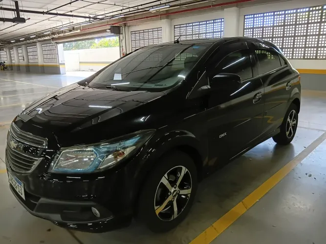 Chevrolet Onix Hatch LT 1.4 8V Flex Power Aut. 4P 2014
