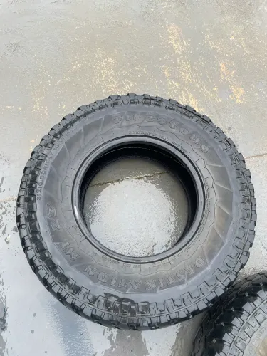 PNEU ISADO 31X10 ARO 15