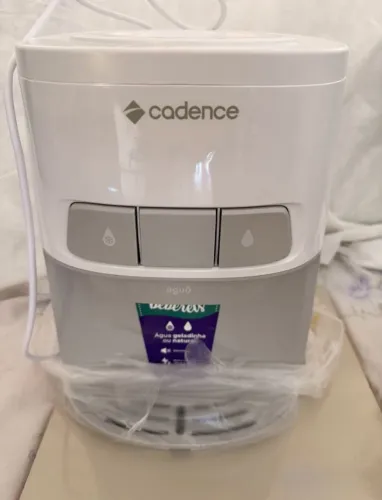 Bebedouro Cadence Água Gelada e Natural Bivolt 