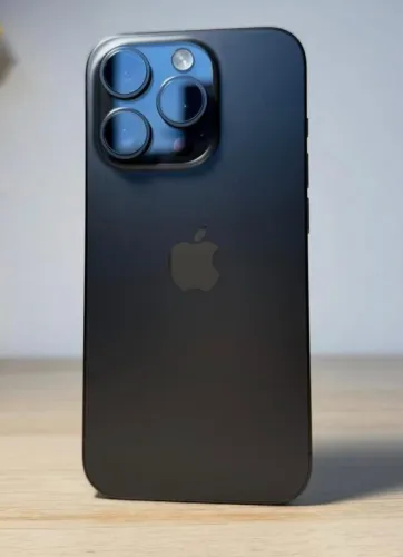Celular iPhone 15 Pro 128GB Preto 87% sem caixa - Loja física modelos com Garantia 