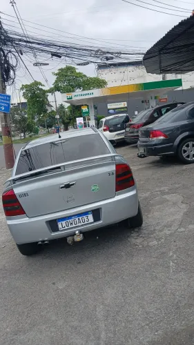 Chevrolet Astra 2.0/ CD/ Sunny/ GLS 2.0 8V 3P 2004