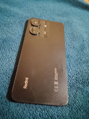 Vendo Redmi 13C 8GB. 256GB Usado mas nem um problema