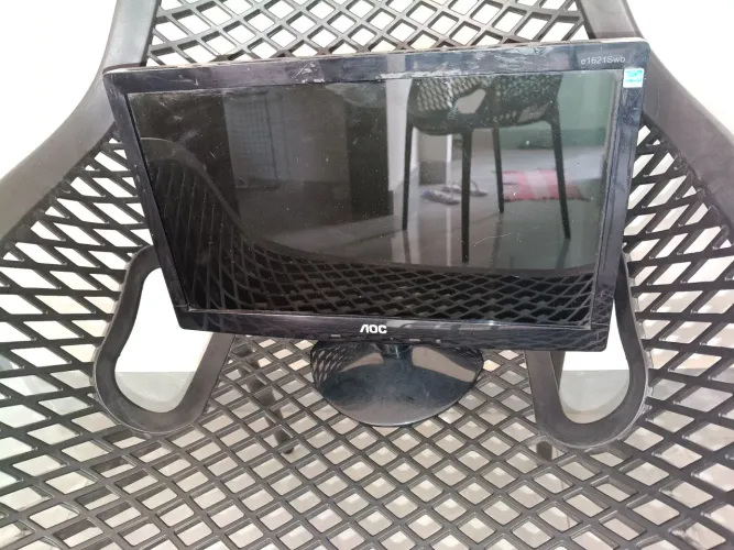 Vende-se monitor de 14 polegadas