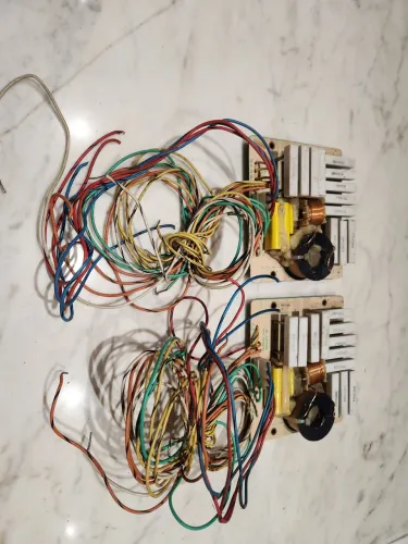 Crossover / Divisor JBL SR4732A