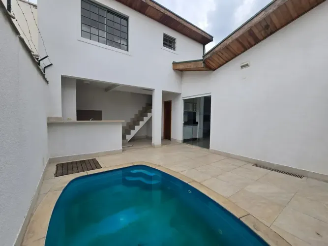 Casa para venda com 3 quartos na Independência - Taubaté - SP