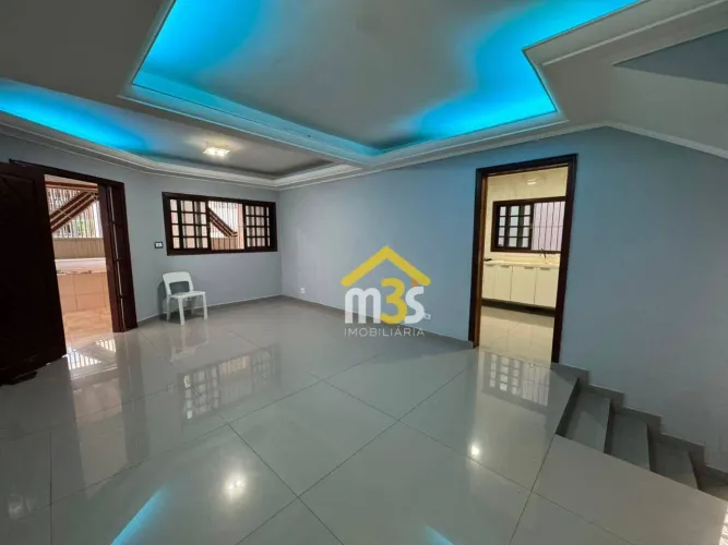 Casa com 3 dormitórios à venda, 361 m² por R$ 750.000,00 - Jardim dos Lagos - São Paulo/SP