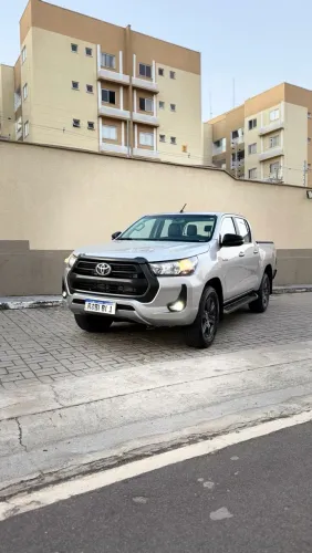 Toyota Hilux CD SR 4X4 2.8 TDI Diesel Aut. 2021