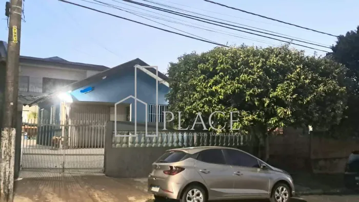 Casa com Edícula à Venda no Bairro Palmital - Marilia SP