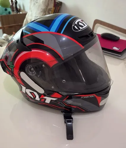 Capacete KYT