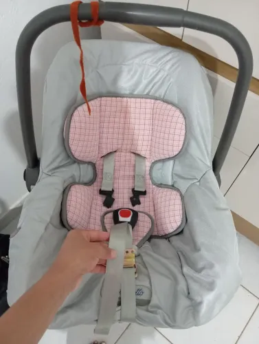 Bebê conforto da Burigotto poucas marcas de uso