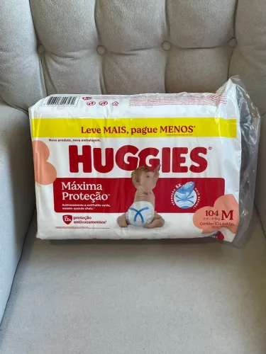 FRALDAS HUGGIES MÁXIMA PROTEÇÃO (TAMANHO M)