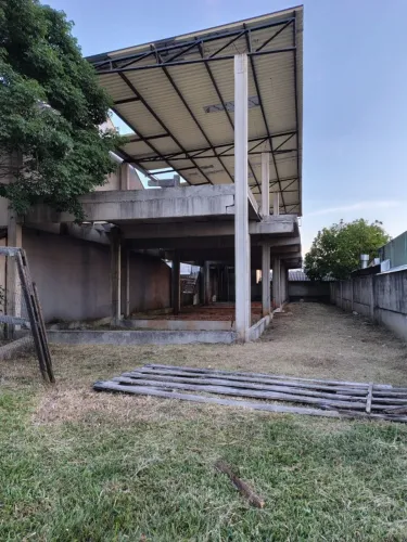 Terreno para 16 Kitnets no Igara - Estrutura montada - Doc ok- Projeto Arq GRÁTIS