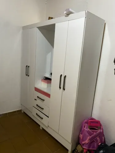 Guarda roupa - Branco - Pra vender rápido 