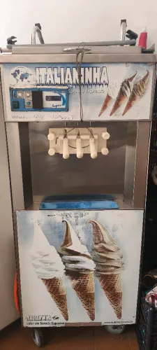 Máquina de sorvete Italianinha