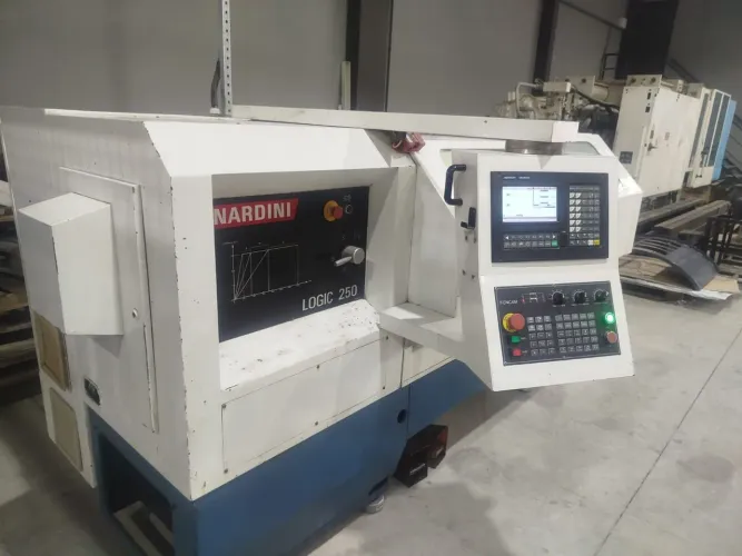 Torno CNC 