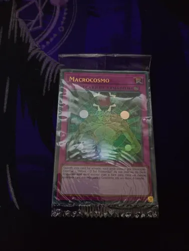 Cartão de yugioh macrocosmo edição limitada original
