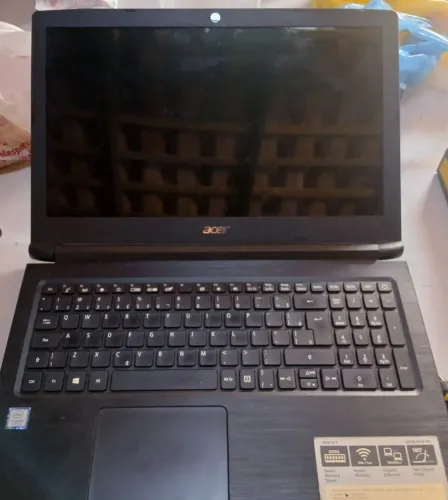 Notebook acer tela de 15 com defeito
