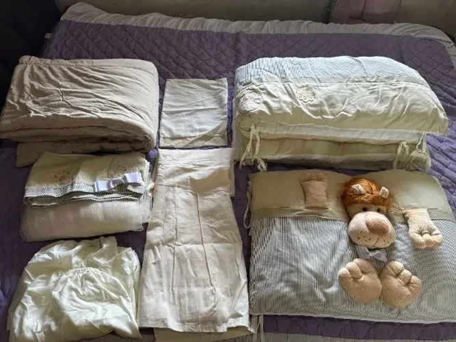 Kit de Berço novo nunca foi usado.
