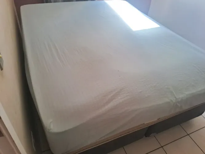 Cama box