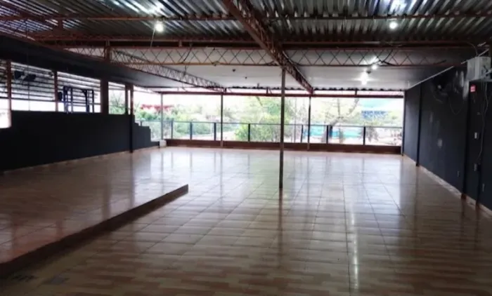 MA - Alugo Ponto Comercial, 400m² Por R$ 7.100,00 Com IPTU incluso, Próximo á caxangá