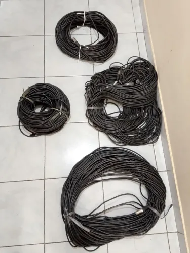 Cabo montado XLR com conector macho e fêmea com 100 metros tenho 400 metros para venda