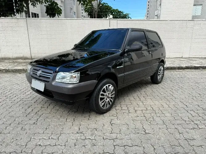 Fiat Uno Mille Celeb/celeb.econ 1.0 F.flex 4P 2012