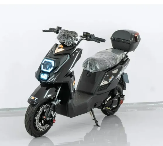 Scooter elétrica