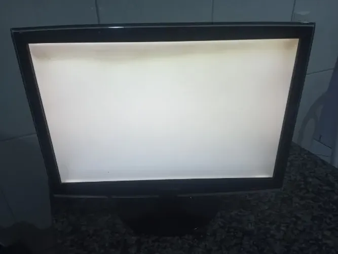 Monitor Lcd Samsung 22´ T220 com Defeito !