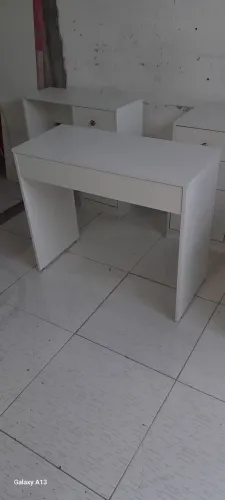 Escrivaninha faço por encomenda