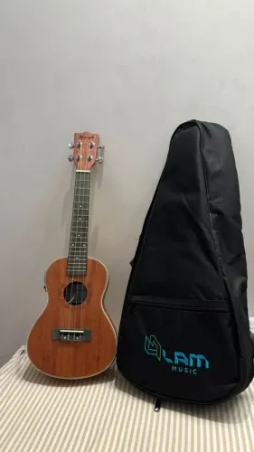 Ukulele Eletroacústico Namasté Perfeito + Capa (Igual a Novo!)