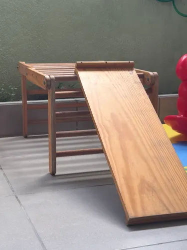 Pikler playground triangulo infantil de madeira