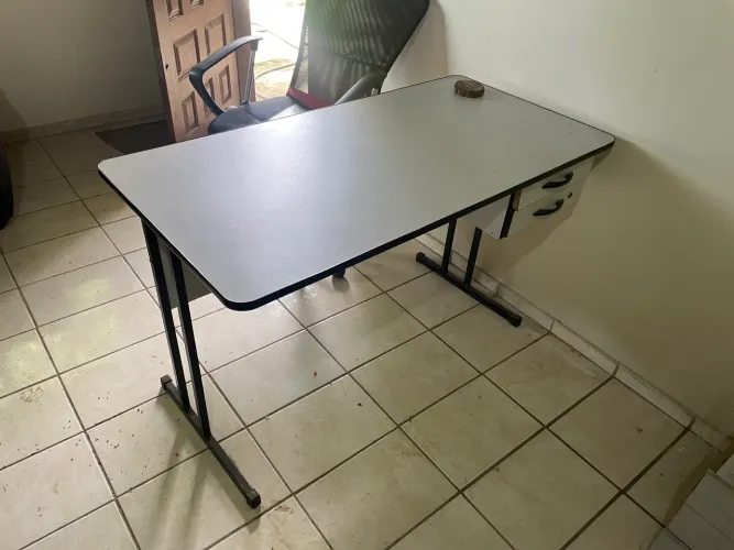 Mesa de escritório 