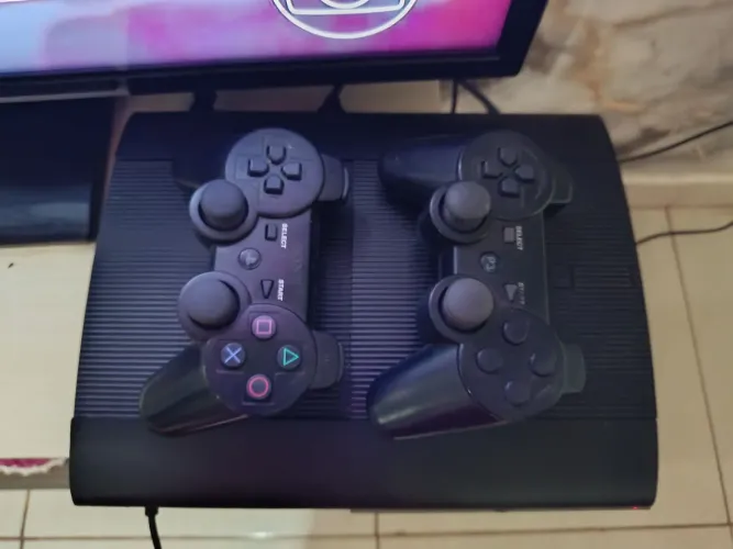 Play 3 super slim desbloqueado