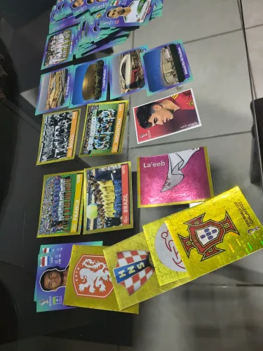 Lote figurinhas copa 2022