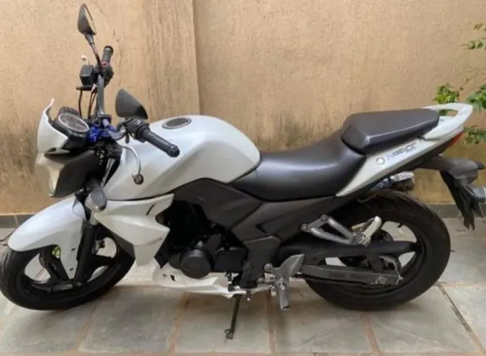 Dafra Next toda Revisada peças novas recém pintada 