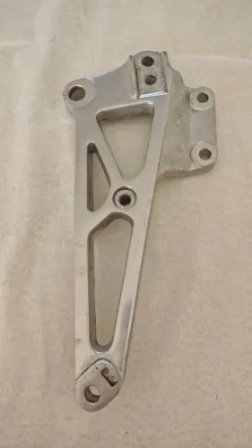 Bacalhau lado direito CB 450