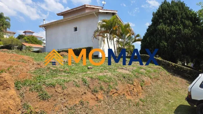 Terreno a Venda no Condominio Paysage Brise.