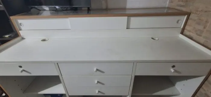 Vendo Balcão Expositor pra loja. R$ 680,00