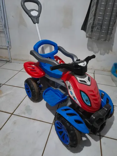 Quadriciclo infantil