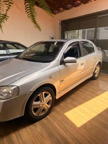 Chevrolet Astra GSI 2.0 16V 136cv Hatchback 5P 2005