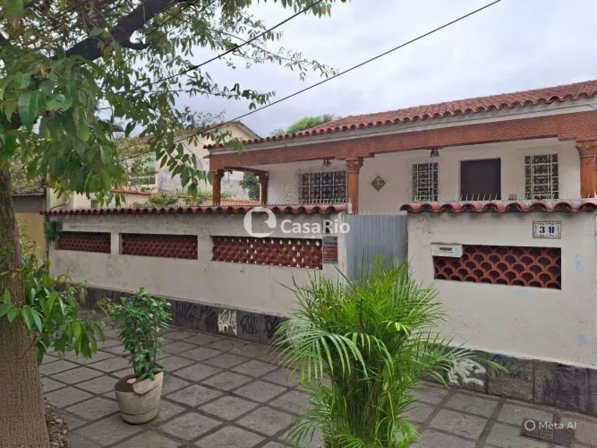 Freguesia (Jacarepaguá) | Casa 3 quartos, sendo 2 suites