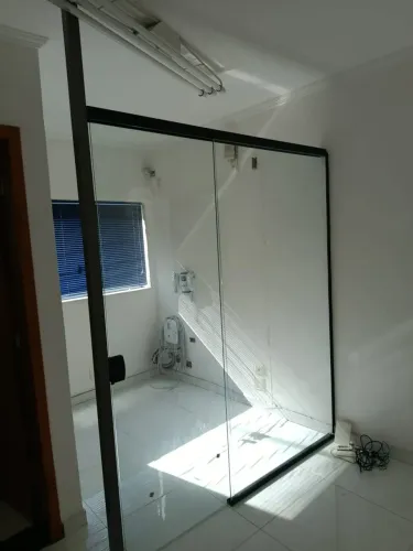 SALA COMERCIAL para aluguel tem 30 m² com 2 SALAS em Tatuapé - São Paulo - SP