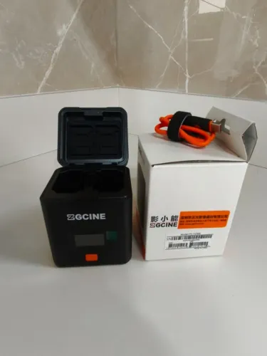 Caixa De Carregador Usb C Duplo Zgcine Ps-fz100 compatível com Sony A7iii, A7RV, A7M4, A7R