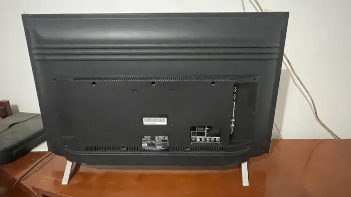 Vendo TV Smart Toshiba, 32 polegadas, LED Full HD
