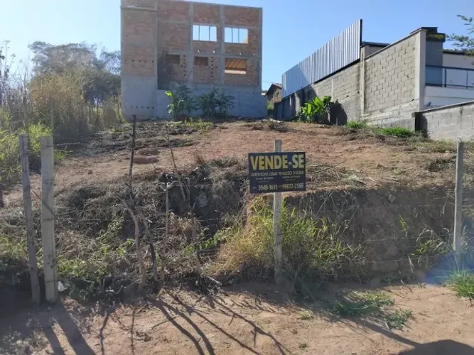 LOTE COM 300M² A VENDA NO RESIDENCIAL PAOLINELLI EM CARMÓPOLIS DE MINAS/MG