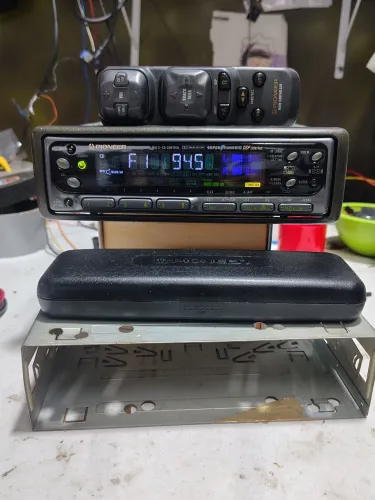 Pioneer keh p8200