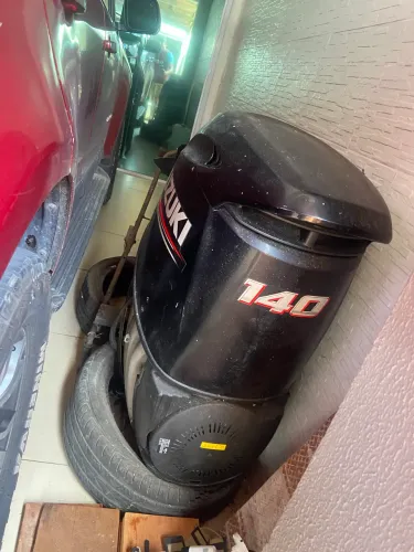 Motor Suzuki 140 barco